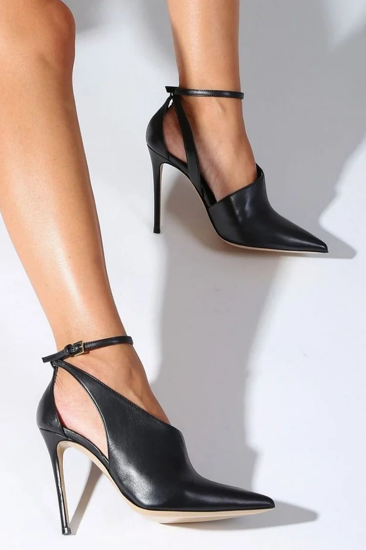FLAVIA | POINTED TOE COURT SHOE WITH ANKLE STRAP