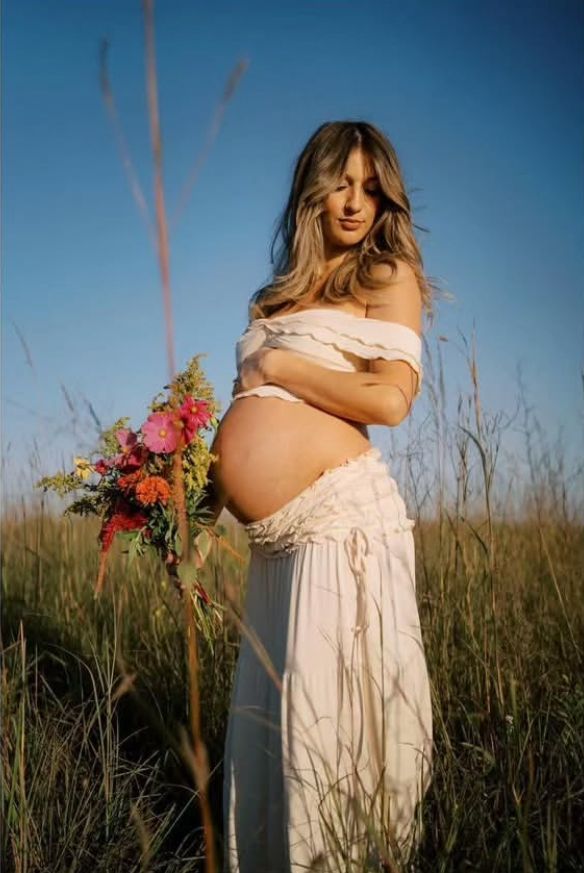 Gwyneira | Pearlveil Maternity Gown