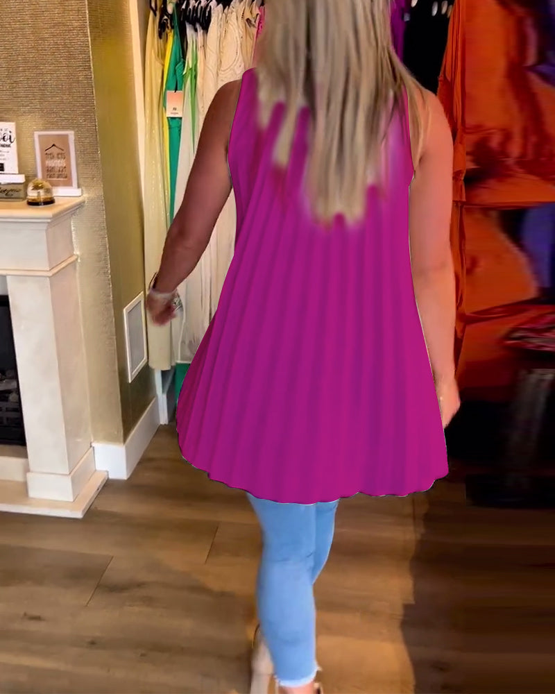 Jodie - Sleeveless Top with Ruffles and Lapels