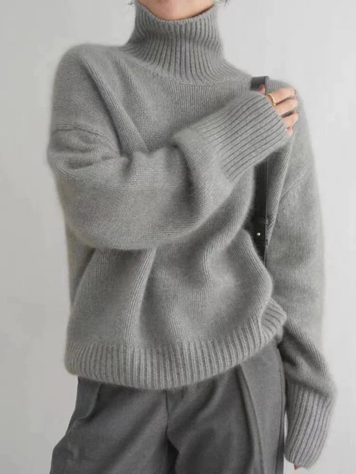 Lia | Luxe Turtleneck Sweater