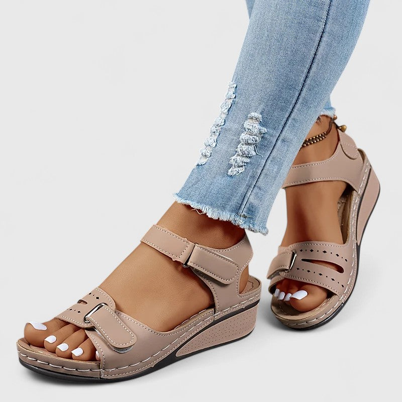 Annet - Sleek Orthopedic Sandals